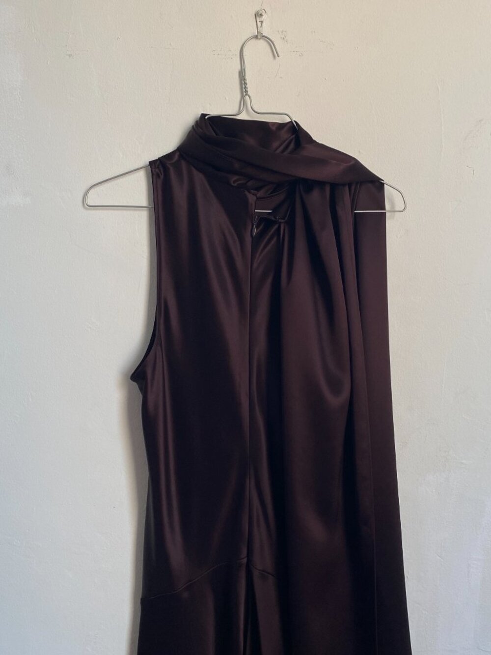 Never-Worn Reiss Satin Cape Maxi Dress in Burgundy Perfect for Fall Wedding - Picture 10 of 15